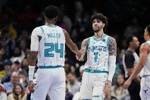 黄蜂四少！半场三球&小桥&克尼佩尔皆拿到10分 米勒11分