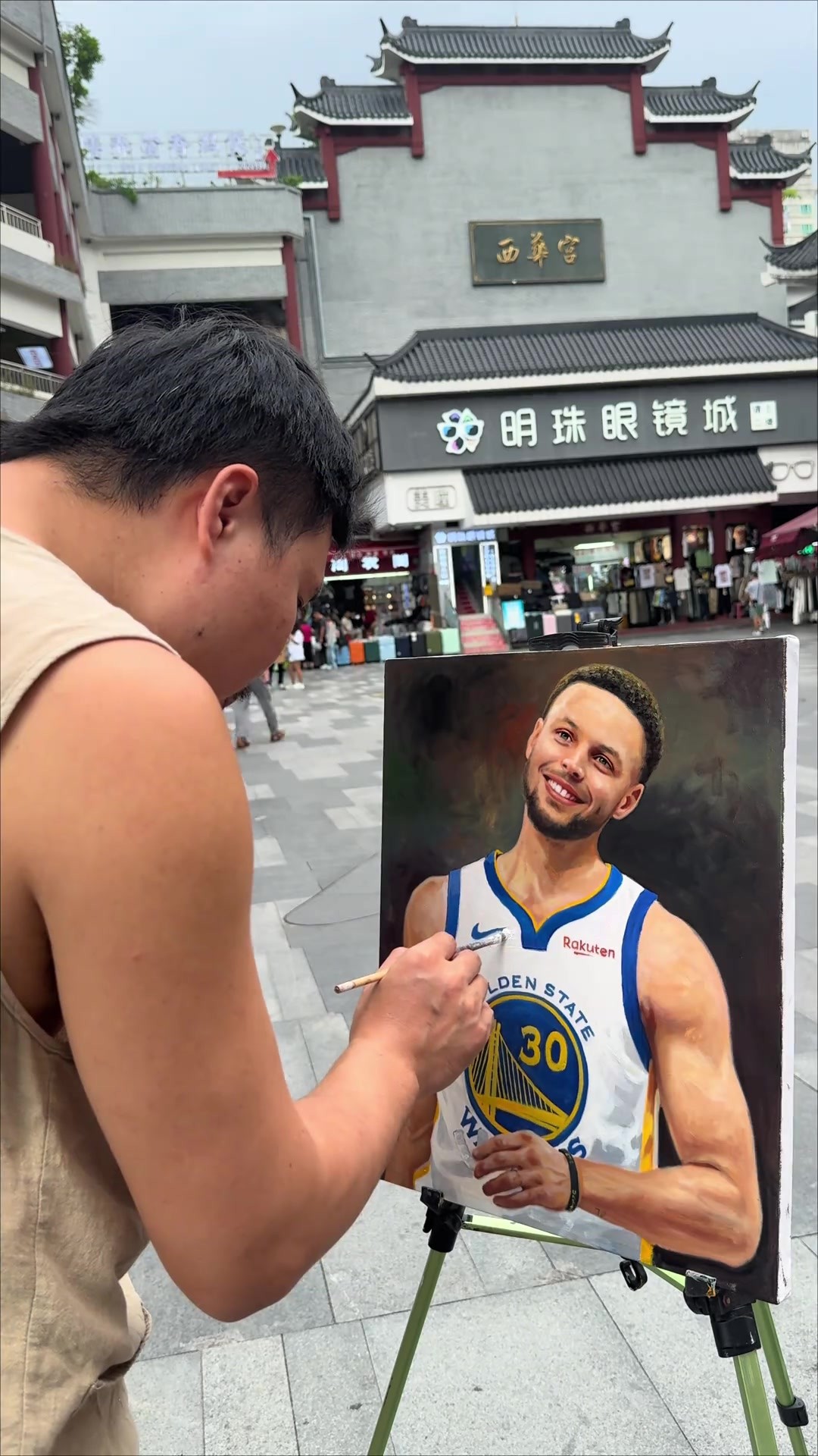一副多少钱？民间牛人路边画库里油画像 看着是真的像